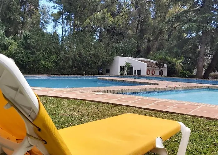 Del Parque Flats Le Village Golf