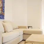 Del Parque Flats Le Village Golf Apartment Marbella