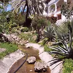 Del Parque Flats Le Village Golf