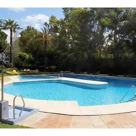 Lägenhet Del Parque Flats Le Village Golf Marbella