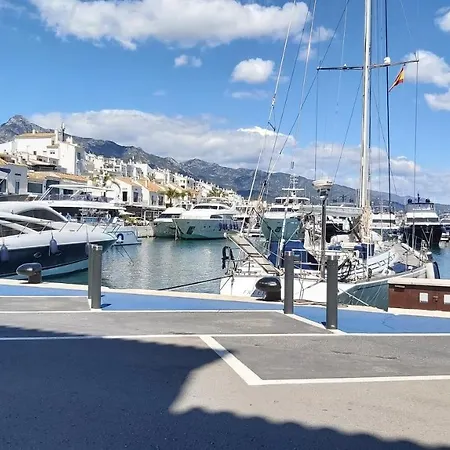 Del Parque Flats Le Village Golf Марбелья