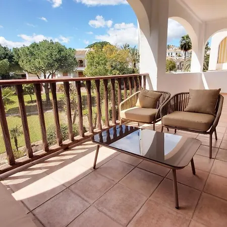 Del Parque Flats Le Village Golf Lägenhet Marbella