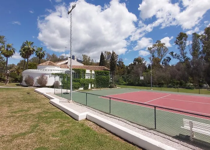 Del Parque Flats Le Village Golf Апартаменты *